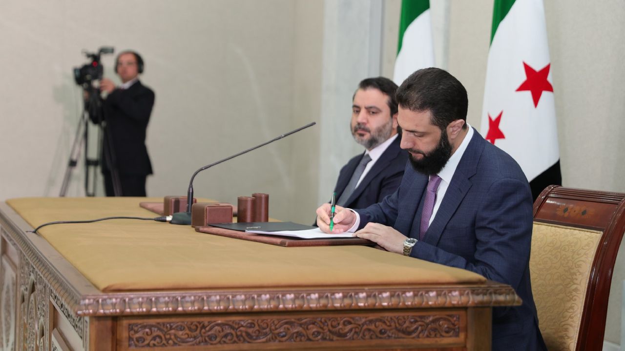 Suriye'de kurulacak yeni hükümetin detayları belli oldu